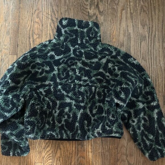 Aritzia Tna Cordova Quarter Zip Up fleece jacket khaki camo green - Picture 4 of 5